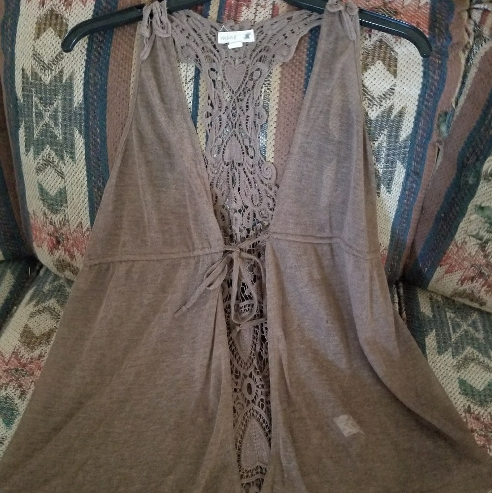 Lightweight vest